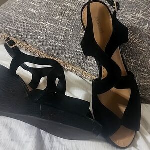 Alfani  black sude platform sandals